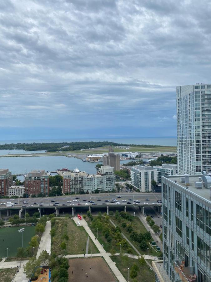 Toronto Downtown Luxurious Stylish 3 Bedroom 3 Bath 2 Balconies Near Rogers Centre Lakeview Condo Dış mekan fotoğraf