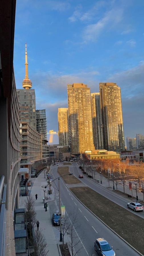 Toronto Downtown Luxurious Stylish 3 Bedroom 3 Bath 2 Balconies Near Rogers Centre Lakeview Condo Dış mekan fotoğraf
