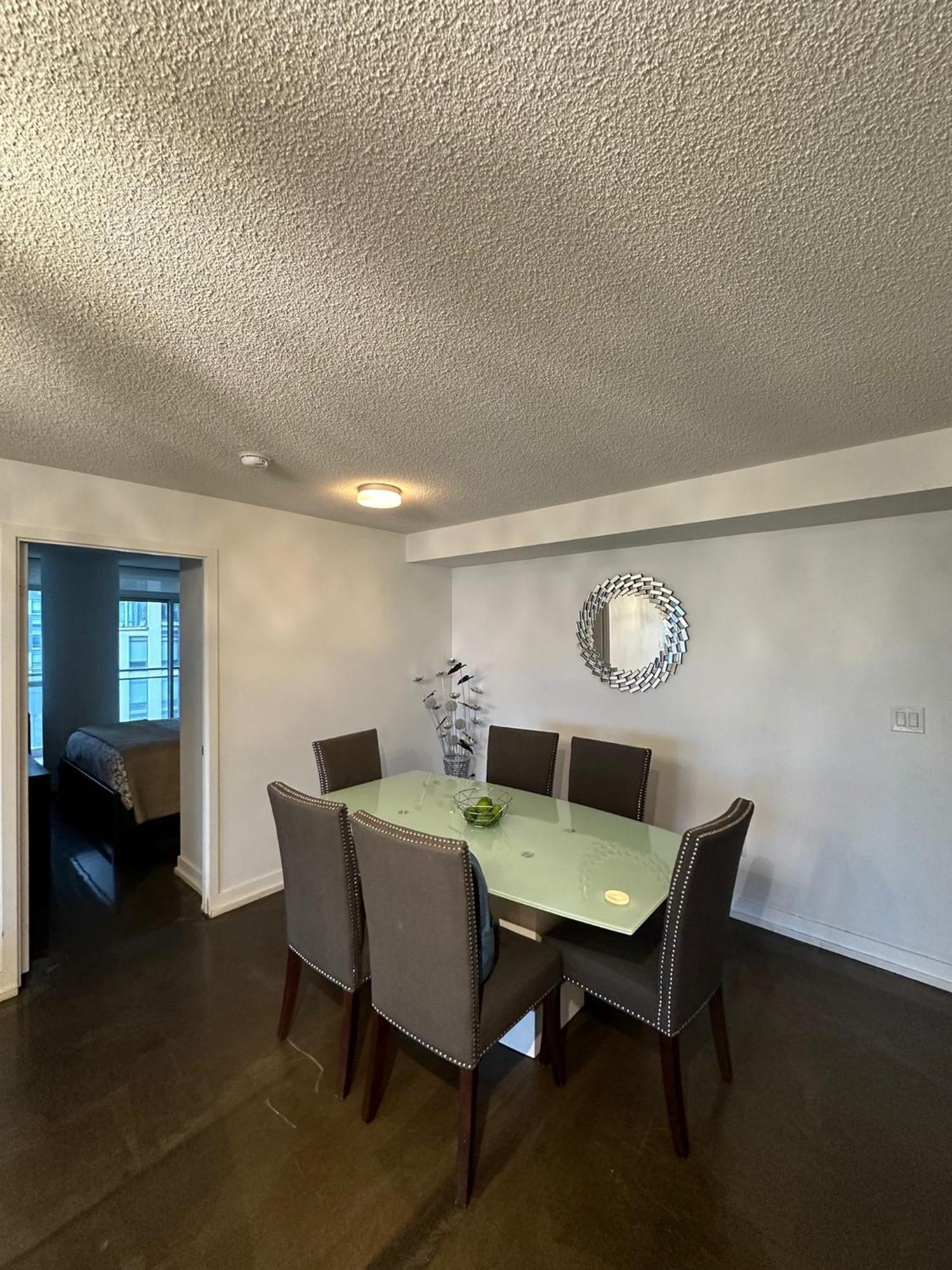 Toronto Downtown Luxurious Stylish 3 Bedroom 3 Bath 2 Balconies Near Rogers Centre Lakeview Condo Dış mekan fotoğraf