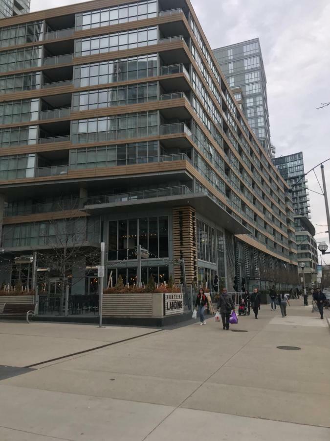 Toronto Downtown Luxurious Stylish 3 Bedroom 3 Bath 2 Balconies Near Rogers Centre Lakeview Condo Dış mekan fotoğraf